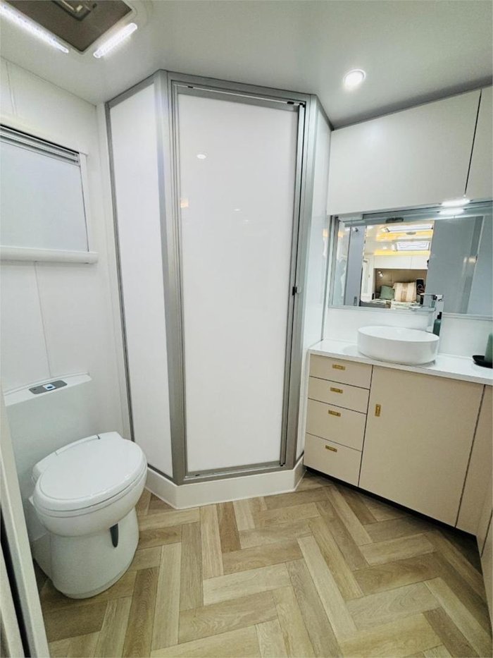 2025 Wonderland RV Amaroo 21Ft Large Ensuite Layout