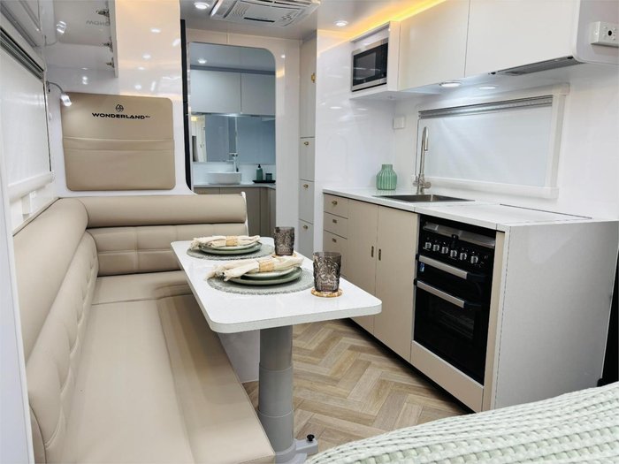 2025 Wonderland RV Amaroo 21Ft Large Ensuite Layout