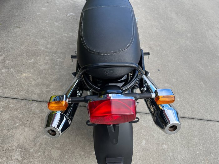 2025 Royal Enfield INTERCEPTOR 650 E5 CUSTOM Green