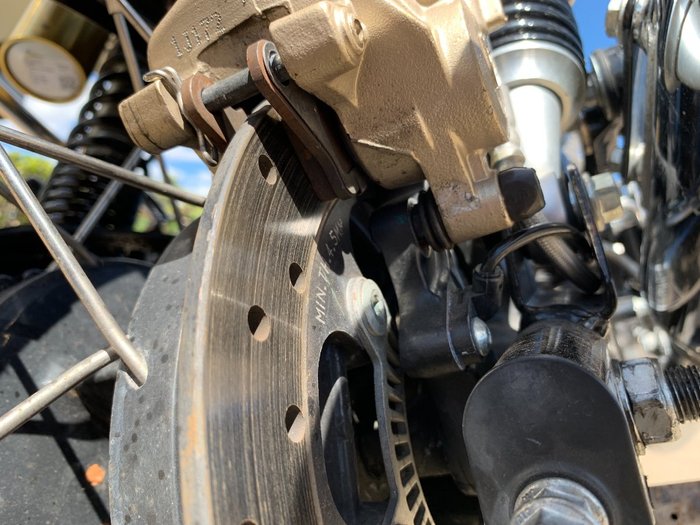 2022 Royal Enfield INTERCEPTOR 650 E5 CLASSIC CANYON RED