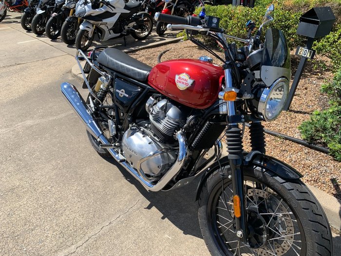 2022 Royal Enfield INTERCEPTOR 650 E5 CLASSIC CANYON RED