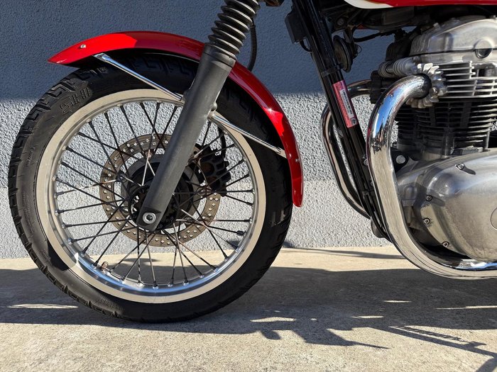 2009 Kawasaki W400 W Series Red