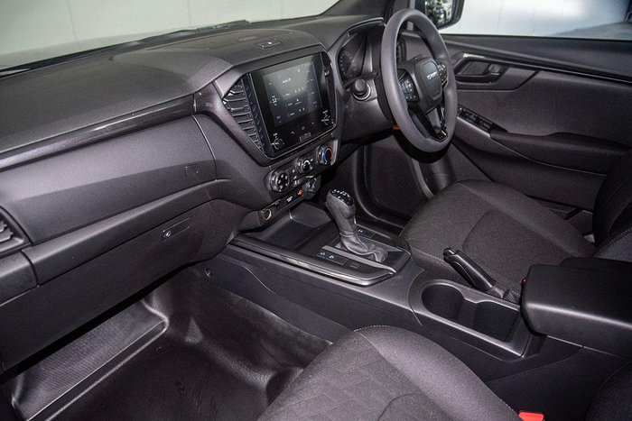 2025 Isuzu D-MAX X-RIDER