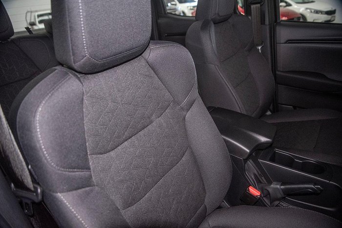2025 Isuzu D-MAX X-RIDER