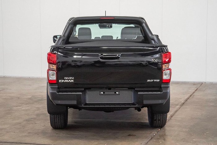 2025 Isuzu D-MAX X-RIDER