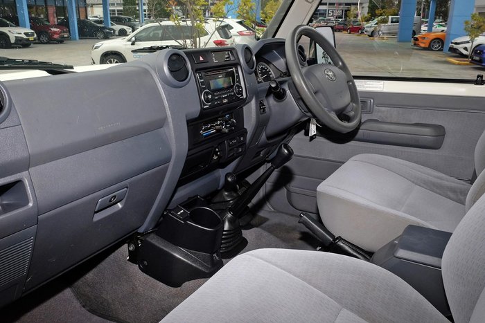 2019 Toyota Landcruiser GXL VDJ76R 4X4 Dual Range French Vanilla