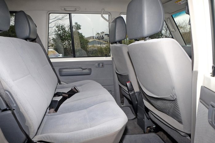 2019 Toyota Landcruiser GXL VDJ76R 4X4 Dual Range French Vanilla