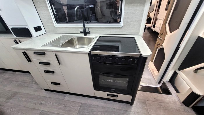 2025 Avida Esperance LX 