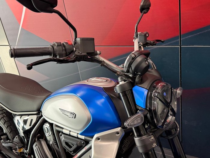2024 Ducati Scrambler ICON Scrambler Blue