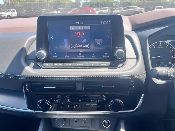 2025 Nissan X-TRAIL ST