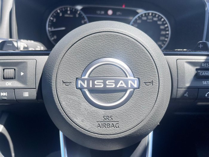 2025 Nissan X-TRAIL ST