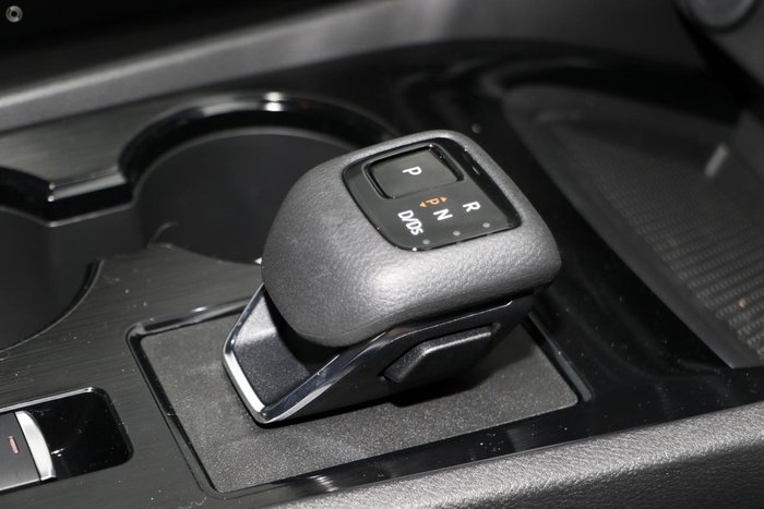 2025 Nissan X-TRAIL ST