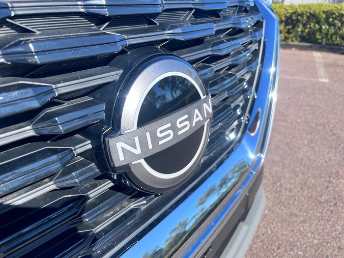 2025 Nissan X-TRAIL ST
