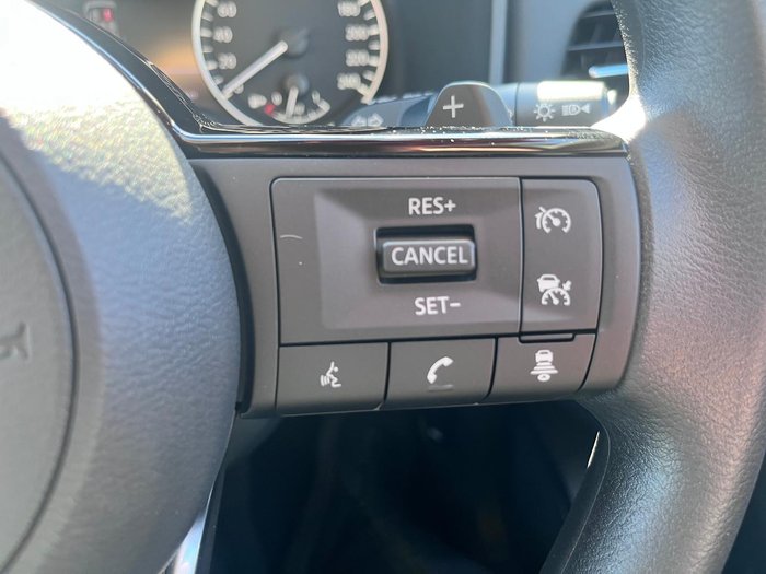 2025 Nissan X-TRAIL ST