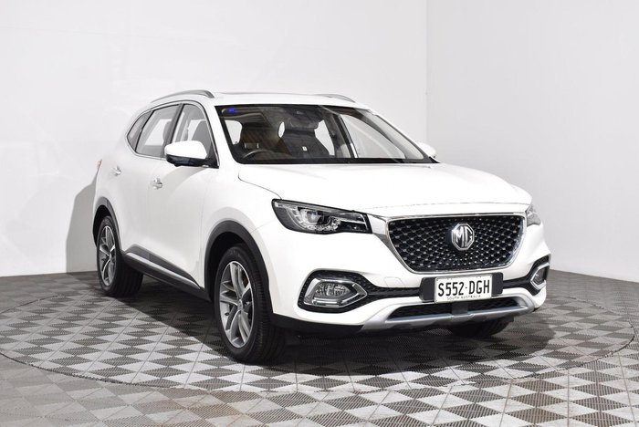 2023 MG HS Excite