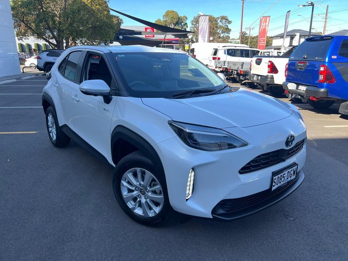 2025 Toyota Yaris Cross GXL