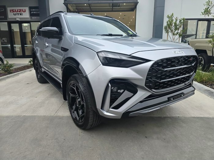 2025 Isuzu MU-X X-TERRAIN