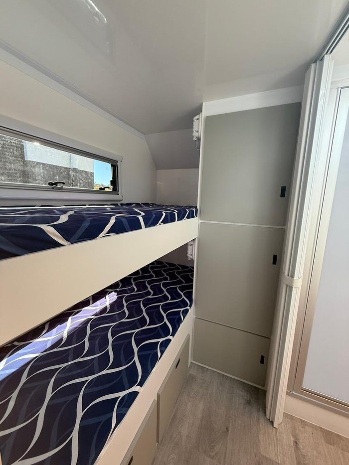 2025 Phoenix Pha22'0 Family