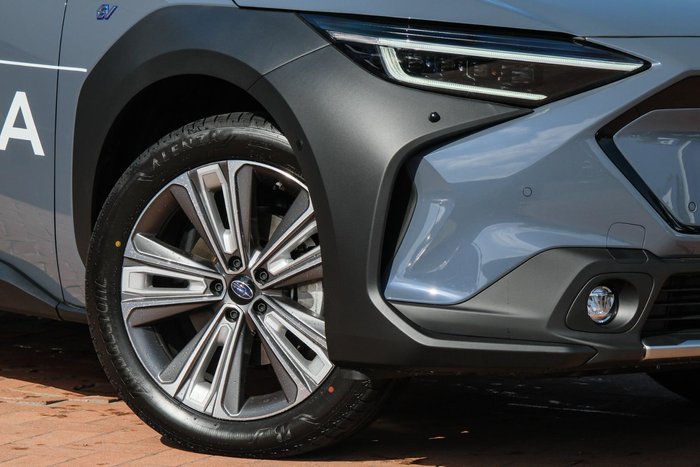 2023 Subaru Solterra AWD Touring E1-1 MY24 AWD Harbour Mist Grey/Galactic Black