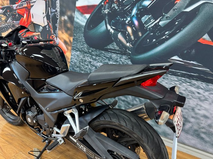 2015 Honda CBR300R BLACK