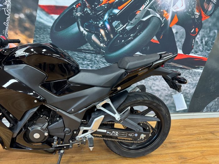 2015 Honda CBR300R BLACK