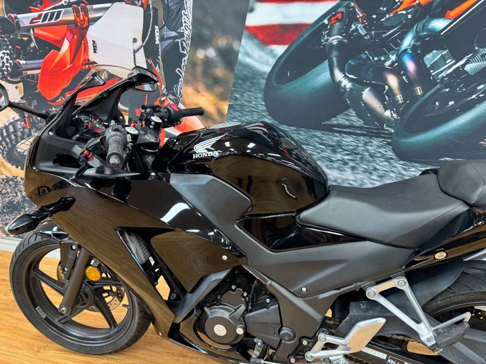 2015 Honda CBR300R BLACK