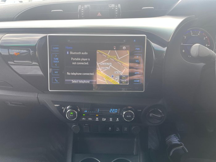 2019 Toyota Hilux SR5