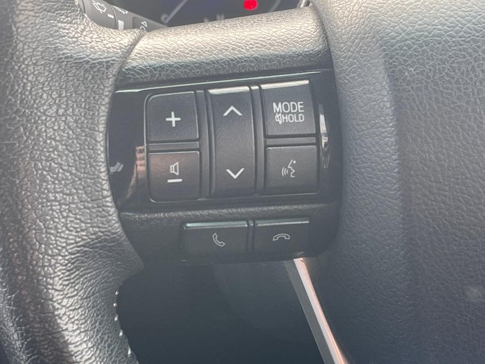 2019 Toyota Hilux SR5