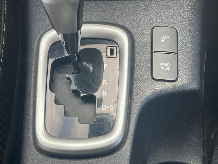 2019 Toyota Hilux SR5