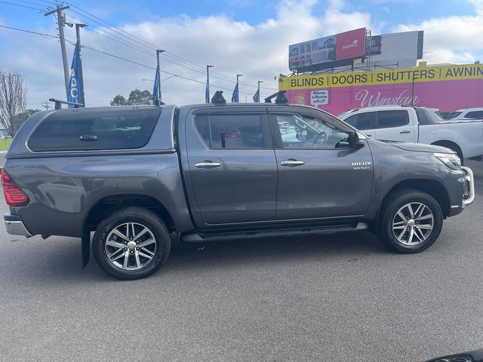 2019 Toyota Hilux SR5