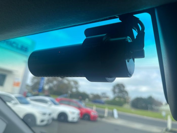 2019 Toyota Hilux SR5