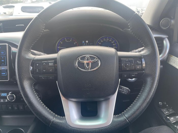 2019 Toyota Hilux SR5