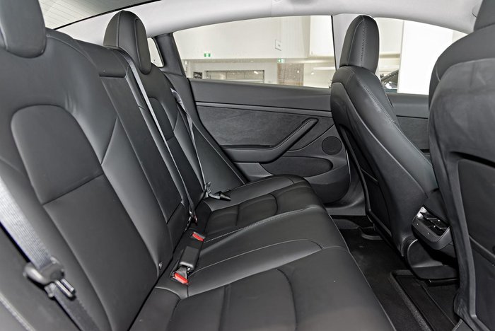 2022 Tesla Model 3 Rear-Wheel Drive Pearl White