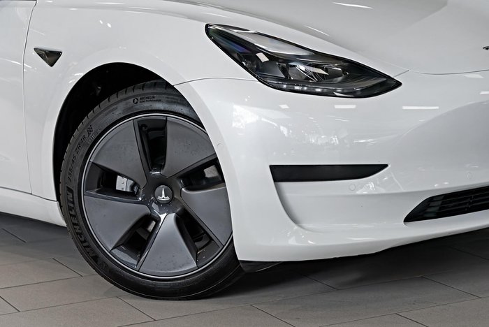 2022 Tesla Model 3 Rear-Wheel Drive Pearl White