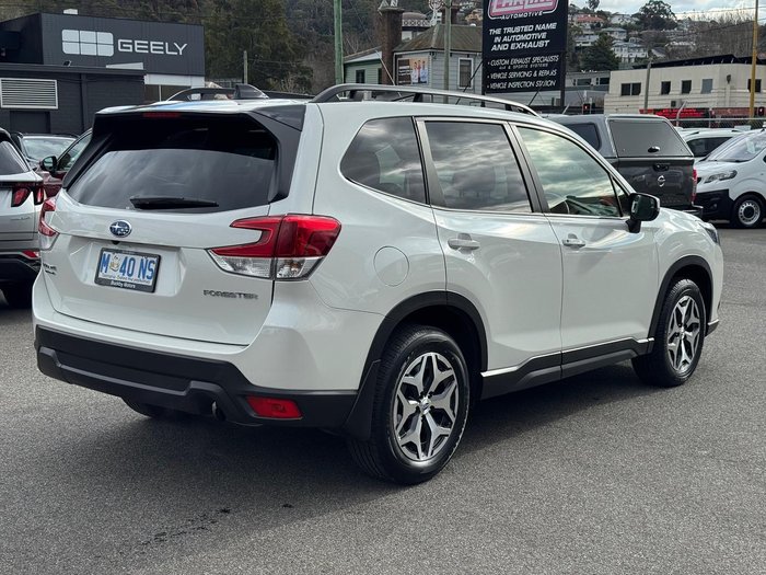 2024 Subaru Forester 2.5i