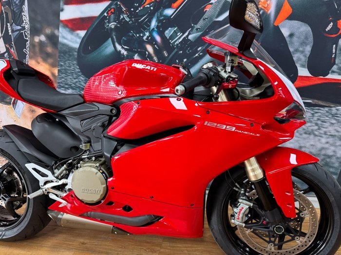 2016 DUCATI 1299 PANIGALE RED