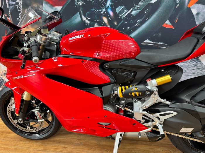 2016 DUCATI 1299 PANIGALE RED