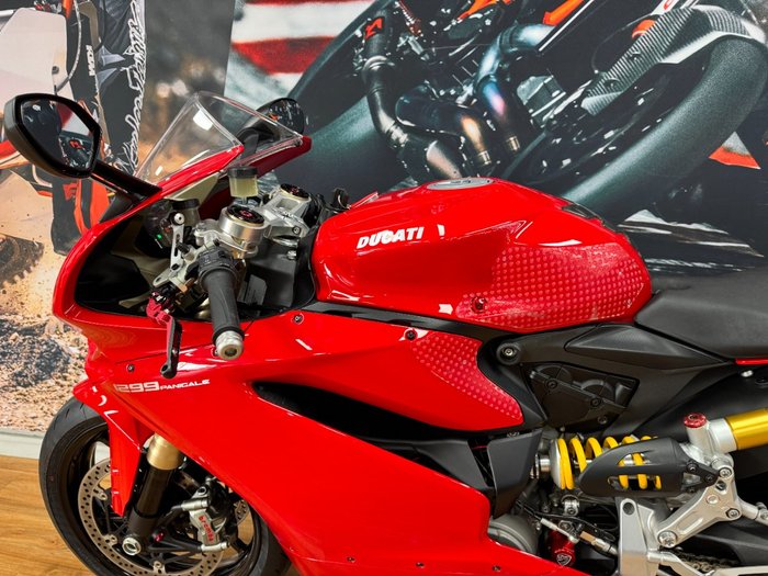 2016 DUCATI 1299 PANIGALE RED