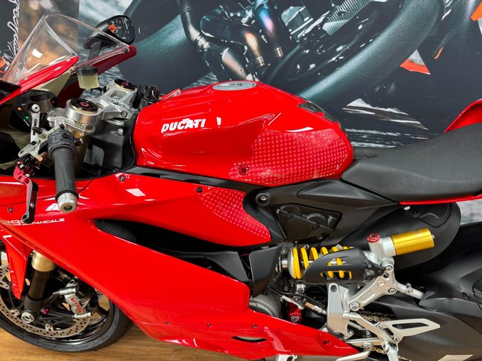 2016 DUCATI 1299 PANIGALE RED