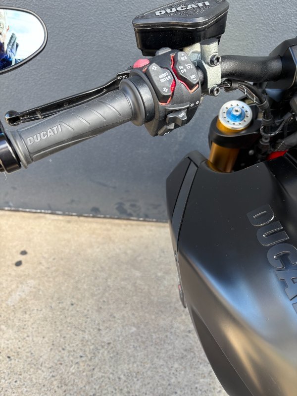 2022 DUCATI DIAVEL 1260 S (SGREY/ TBLACK) BLACK