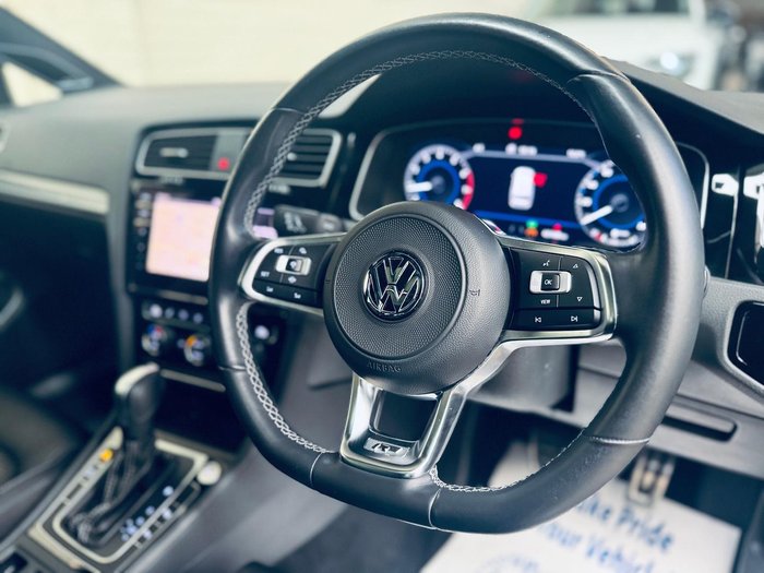 2020 Volkswagen Golf 110TSI Highline 7.5 MY20 Deep Black