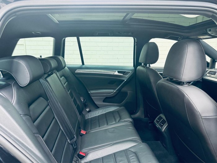 2020 Volkswagen Golf 110TSI Highline 7.5 MY20 Deep Black