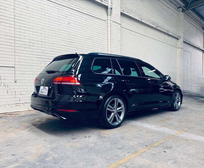 2020 Volkswagen Golf 110TSI Highline 7.5 MY20 Deep Black