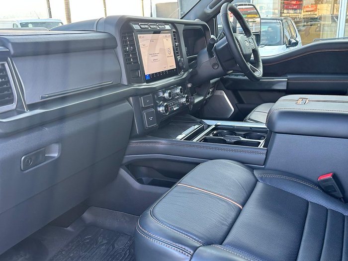 2024 Ford F450 Platinum (No Series) Black