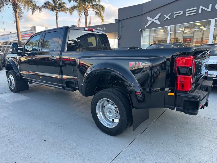 2024 Ford F450 Platinum (No Series) Black