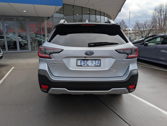 2024 Subaru Outback AWD Touring