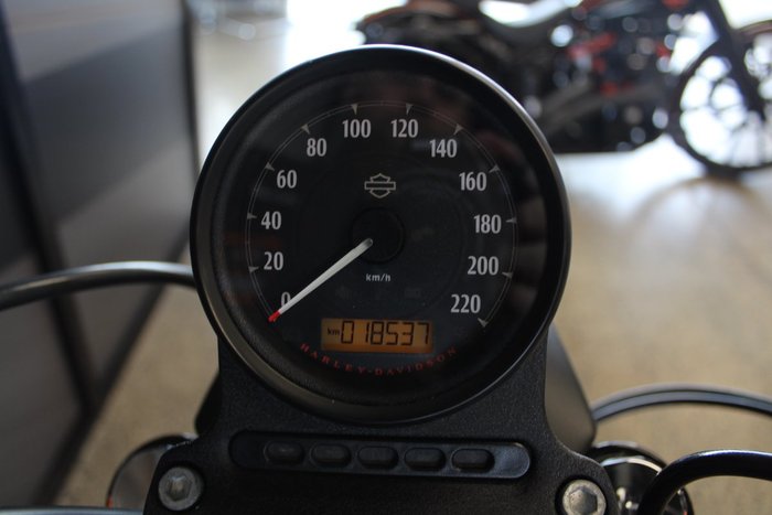 2021 Harley-davidson XL883N IRON 883 BLACK