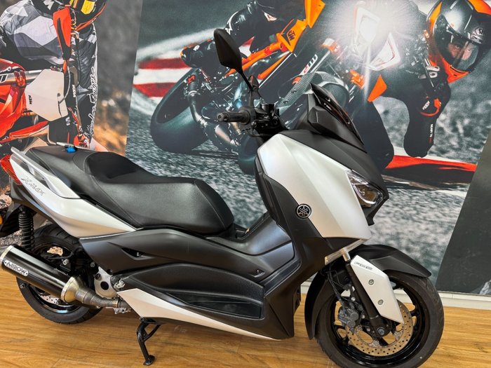 2019 Yamaha XMAX 300 (CZD300A) GREY