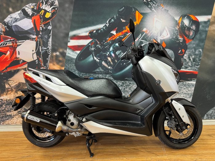 2019 Yamaha XMAX 300 (CZD300A) GREY
