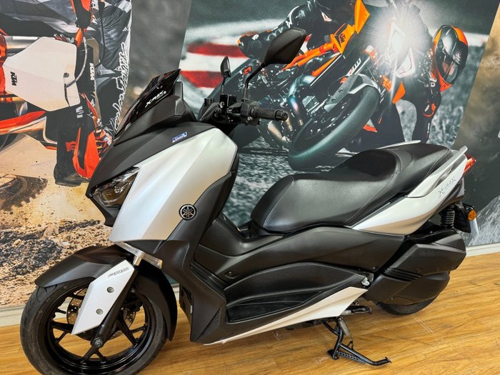 2019 Yamaha XMAX 300 (CZD300A) GREY